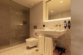 Vandoma Living Suites