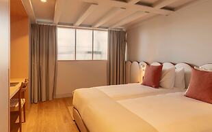 Vandoma Living Suites