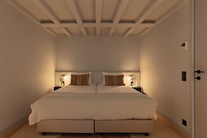 Vandoma Living Suites