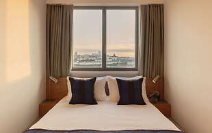 Vandoma Living Suites