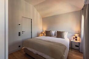 Vandoma Living Suites