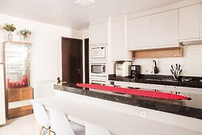 Refúgio na Praia do Campeche com Piscina