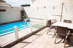 Refúgio na Praia do Campeche com Piscina