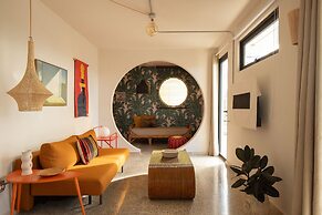 NOA by DW