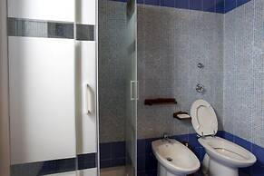 Villa Retreat With Mesmerizing sea View