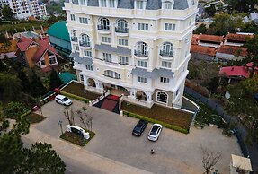 calyssa hotels & village