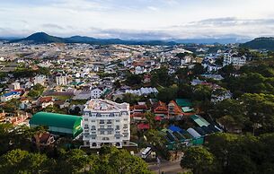 calyssa hotels & village