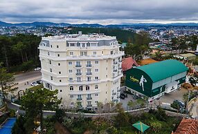 calyssa hotels & village