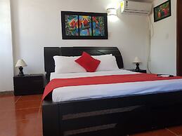 Hotel Media Luna santa marta