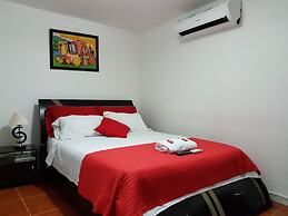 Hotel Media Luna santa marta