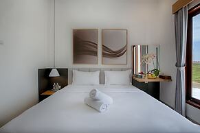 Taman Seminyak Suites