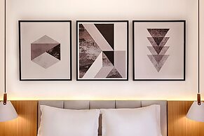 Taman Seminyak Suites