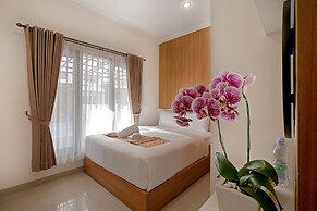 Taman Seminyak Suites