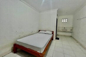 OYO Life 93504 Kost Krisna