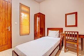 OYO Life 93497 Griya Kost Rr