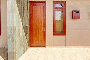 OYO Life 93497 Griya Kost Rr