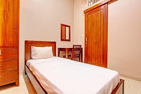 OYO Life 93497 Griya Kost Rr