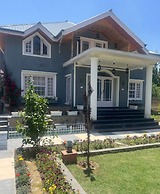 Upani Cottages