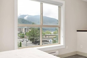 Penthouse Lake Home 3BR Amazing View