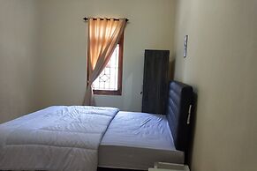 OYO Life 93257 Kos Anugerah