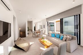 Protaras Periyiali Seaside Villa 33