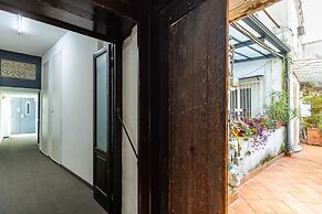 Charming House With Terrace at Historical Center