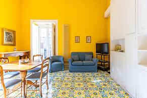 Charming House With Terrace at Historical Center