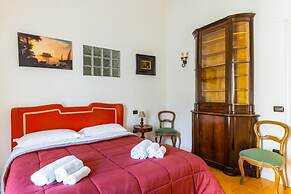 Charming House With Terrace at Historical Center