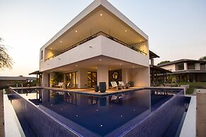 The Makokola Retreat