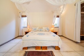 Villa Gembira, Seminyak