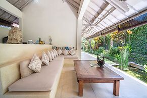 Villa Gembira, Seminyak