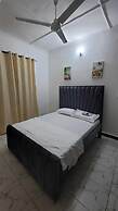 Lux Suites Bamburi Holiday House