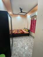 Goroomgo M S M Residency Puri