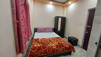 Goroomgo M S M Residency Puri