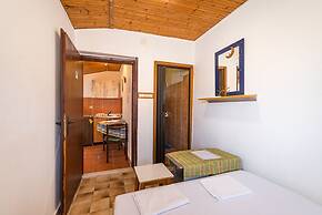 Ivica Studio Apartment