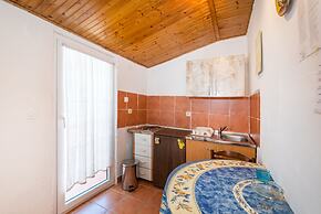 Ivica Studio Apartment