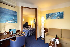 Color Hotel Style, Design & Gourmet