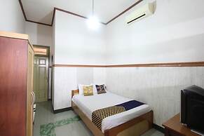 OYO Life 93247 Pondok Pariwisata