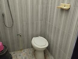 OYO Life 93265 Kos Cendana Seruni Raya