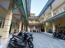 OYO Life 93265 Kos Cendana Seruni Raya