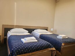 Hostel Bialoleka - Free Parking, Fast Wifi
