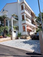 Apartment Ana With Sea View