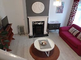 Shepherds Spacious House 4-beds