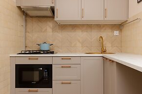 Saska Kępa Apartment by Renters