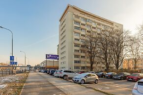 Saska Kępa Apartment by Renters