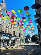 Modern City Center 2 Bedroom Apartment