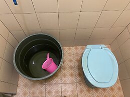 OYO Life 93258 Kos Sahabat