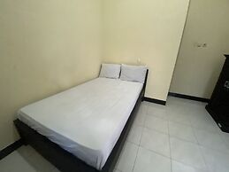 OYO Life 93258 Kos Sahabat