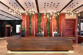 Mercure Bangkok Surawong