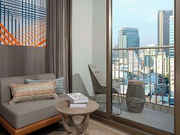 Mercure Bangkok Surawong